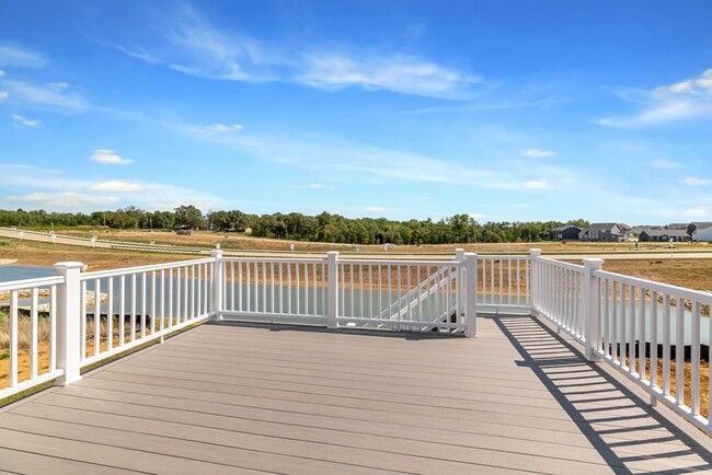 Building Photo - Stunning Newly Built 4-Bed, 4-Bath Home