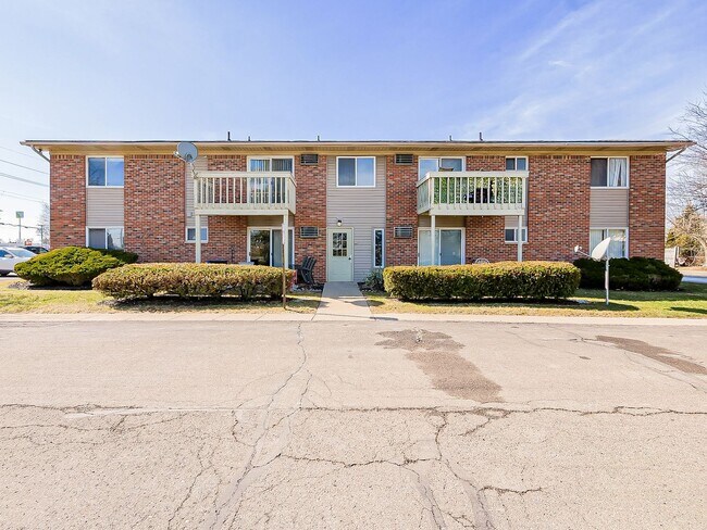 Building Photo - 125 E Van Riper Rd