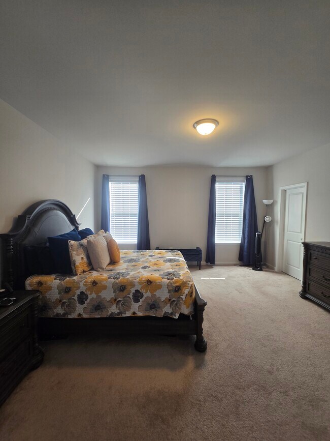 Building Photo - 9227 Magellan Pkwy