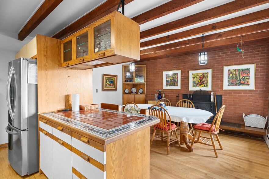 Building Photo - 6008 SW 21st Ave