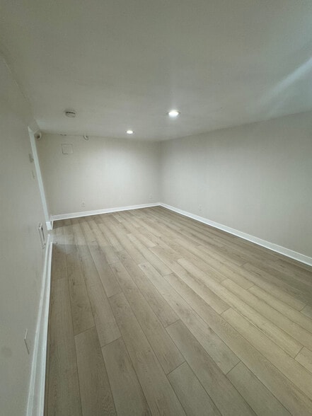 Building Photo - 1844 S 250th Pl