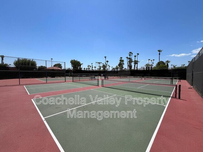 Building Photo - 643 N Vía Acapulco