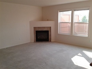 Building Photo - MOVE IN SPECIAL!! 2 Bedroom, 2.5 bath town...