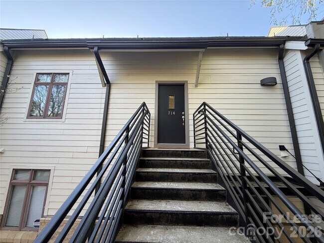 Building Photo - 714 Cotton Gin Alley