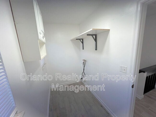 Building Photo - 5151 Picadilly Circus Ct