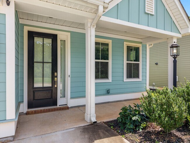 Building Photo - Beautiful 4 bedroom 3.5 Bath home Duncan, SC