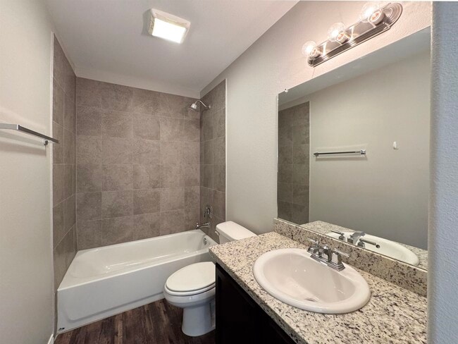 Building Photo - 5802 Moses Lp
