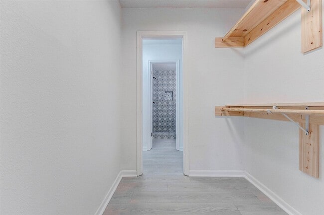 Building Photo - 2135 Casa Rio Cir