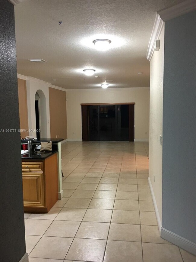 Building Photo - 3344 SW 147th Pl