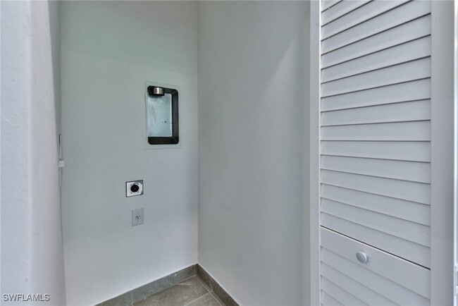 Building Photo - 26300 Coco Cay Cir