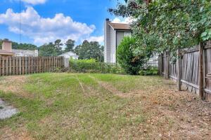 Building Photo - 2211 Pleasant Dr