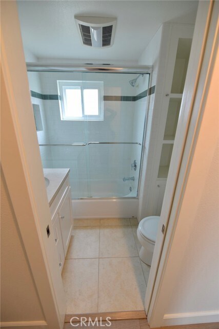 Building Photo - 259 Avenida Granada