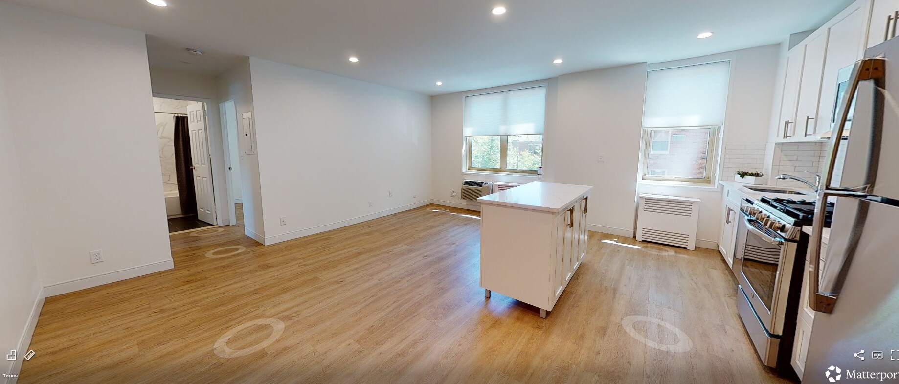 Building Photo - 63 Gordon St