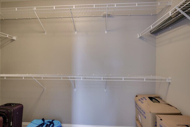 Building Photo - 4516 Logans Way