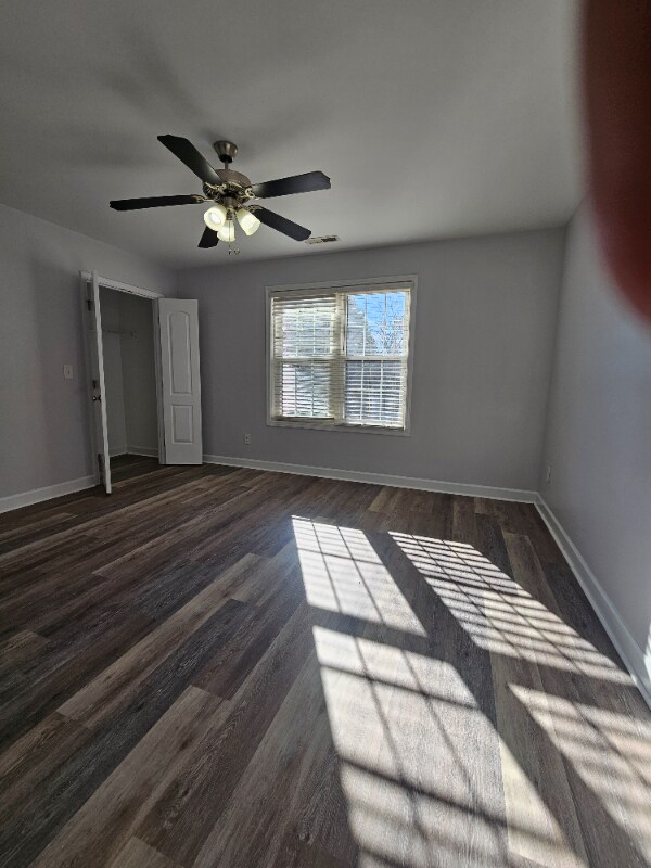 Building Photo - 527 Walter St