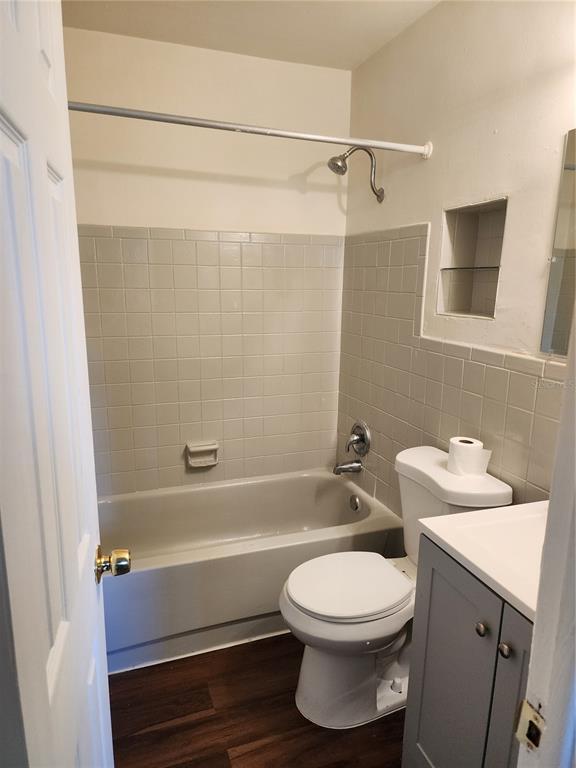 Building Photo - 2227 Highland St S