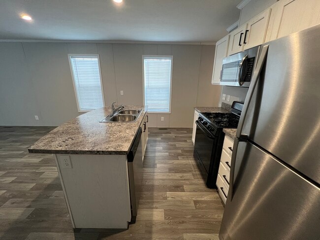 Building Photo - 38058 Pardo Dr