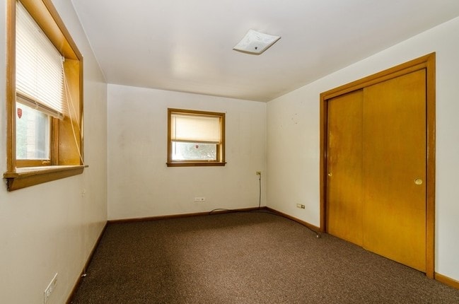 Building Photo - 14547 Chicago Road