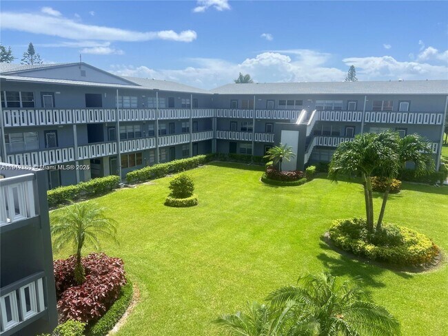 Primary Photo - 155 Suffolk F