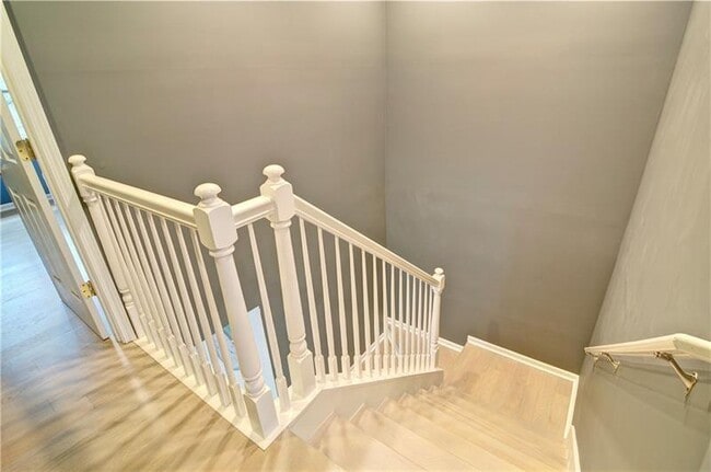 Building Photo - 4060 Merritt Dr