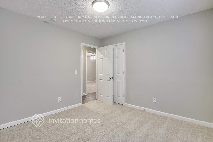 Building Photo - 6165 Queens Rd