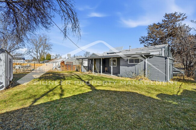 Building Photo - Charming Home with Washer/Dryer and Storage Shed