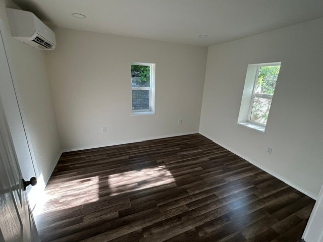 Building Photo - 3712 Searles Rd