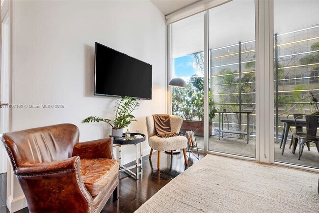 Building Photo - 1700 Meridian Ave