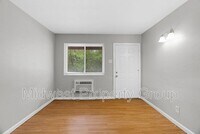 Building Photo - 3716 Geraldine Ave
