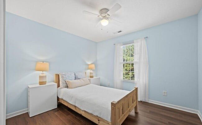 Building Photo - Knoxville 37934 - 4 bedroom 2 bath - call ...