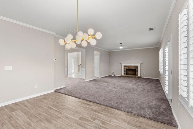 Building Photo - Immaculate, Upgraded Home with Custom Features and Spacious Outdoor Living