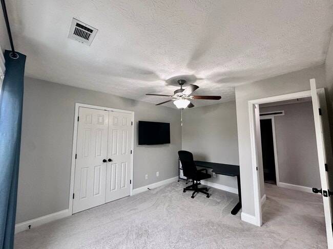 Building Photo - 9583 Yarbrough Rd