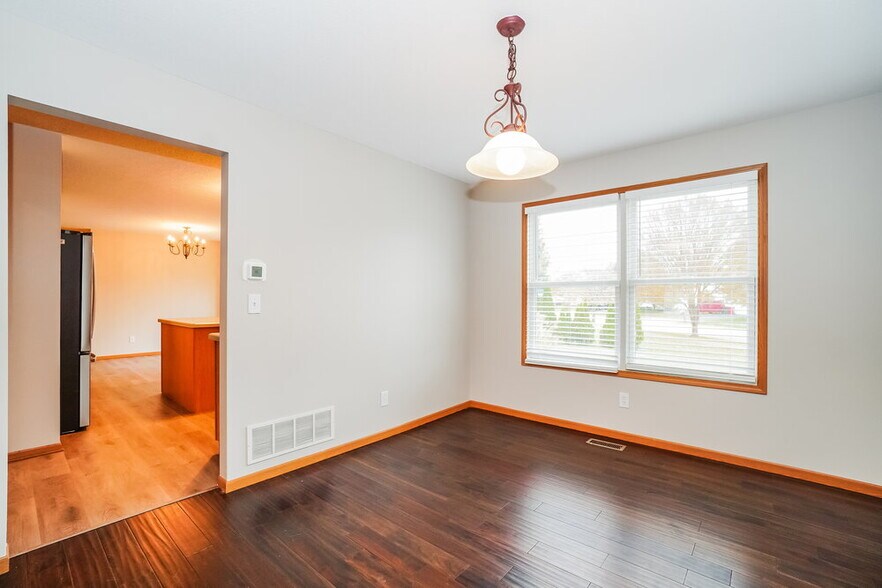 Building Photo - 3175 Weeping Spruce Dr