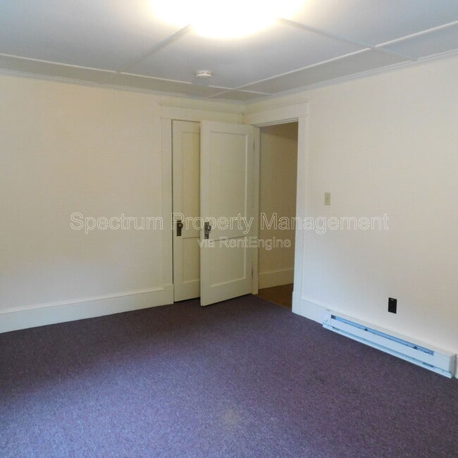Building Photo - 27 Johnson Heights