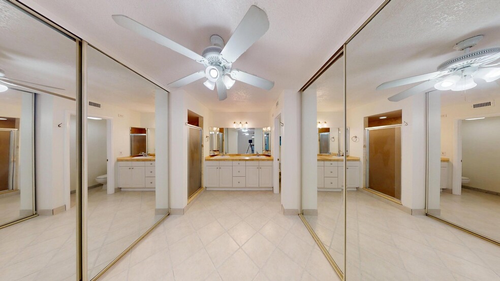 Building Photo - 306 3rd Ln