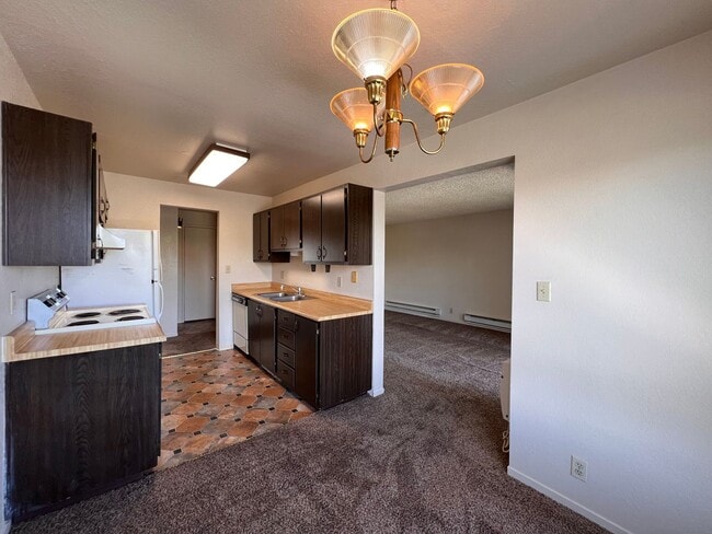 Building Photo - Cute Wildcreek Garden Condo, Unit #210