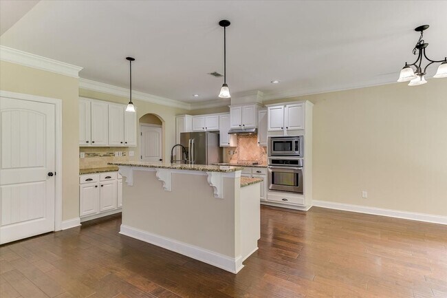 Building Photo - 4215 Windslow Dr