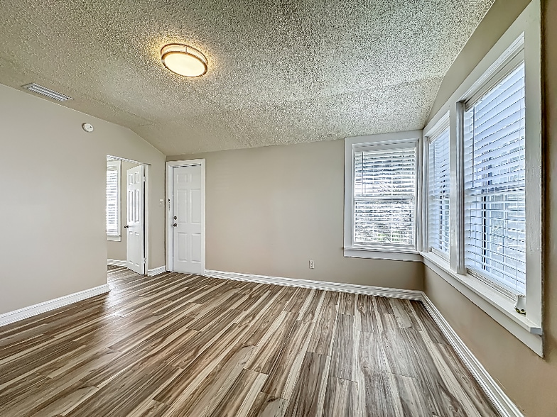 Building Photo - 209 Flagler Blvd