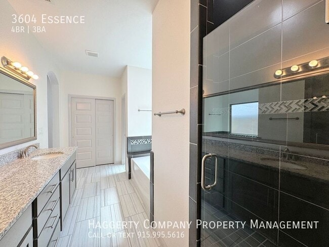 Building Photo - 3604 Essence-