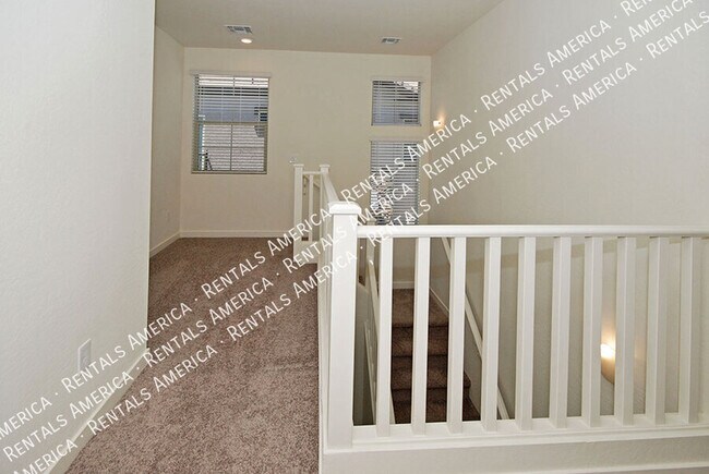 Building Photo - 2734 S Decatur Dr