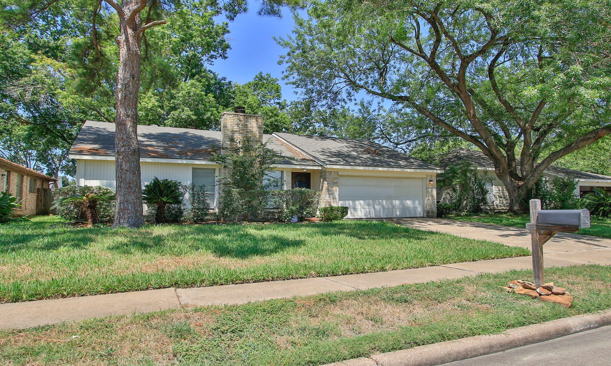 Building Photo - 21306 Park Run Drive