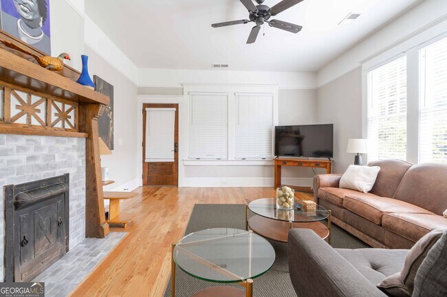 Building Photo - 828 Ponce De Leon Pl NE