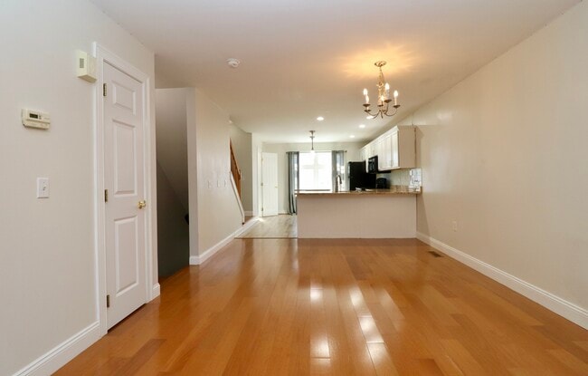 Building Photo - 45 Harbor View Ln