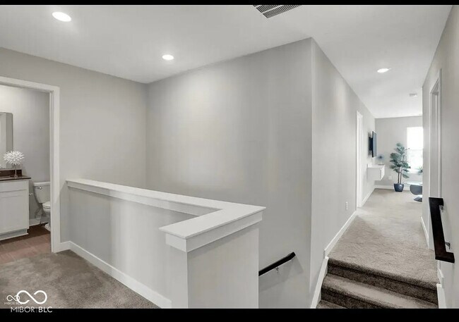 Building Photo - 15219 Farrington Rd