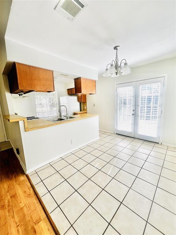 Building Photo - 1922 Nicole Cir