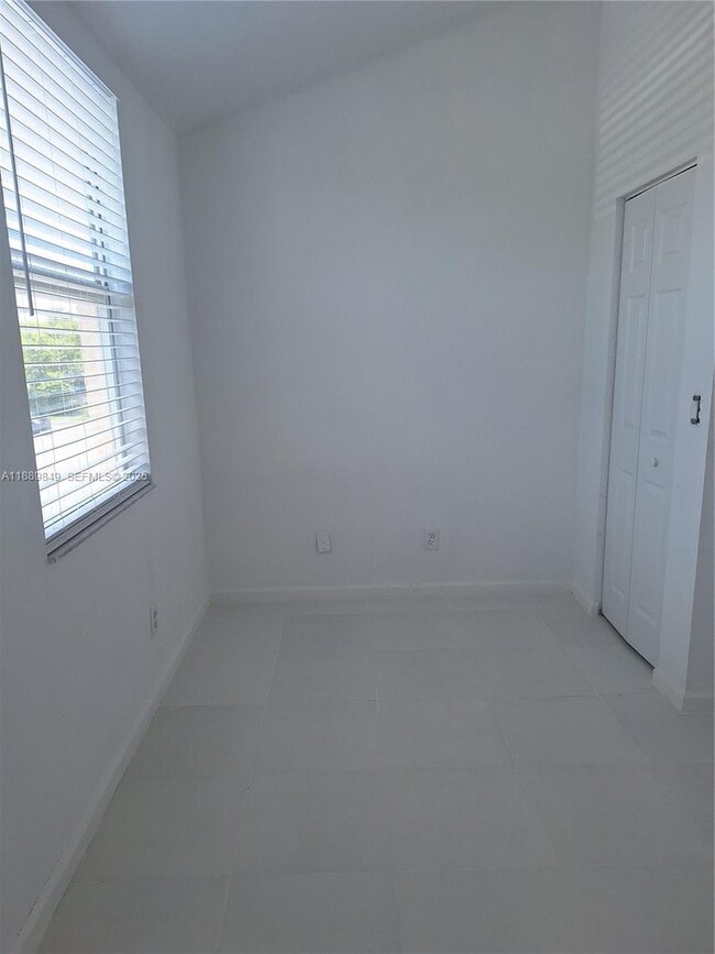 Building Photo - 6621 Winfield Blvd