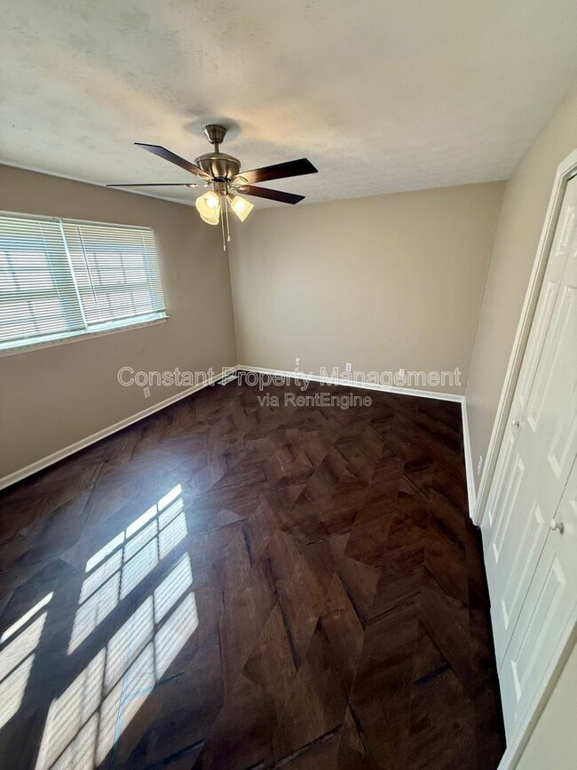 Building Photo - 1880 Clinton Rd