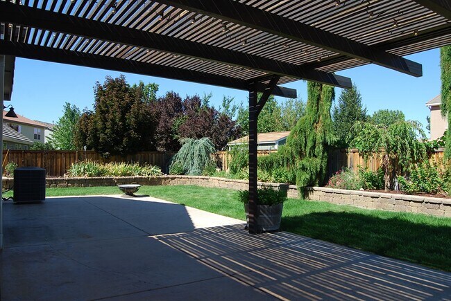 Building Photo - Single Level in Damonte Ranch