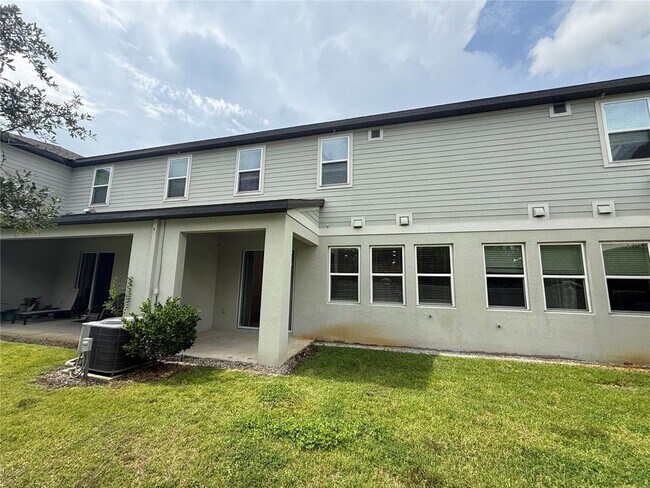 Building Photo - 15025 Willow Arbor Cir