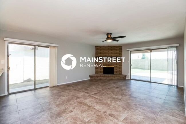 Building Photo - 10213 N 51st Dr